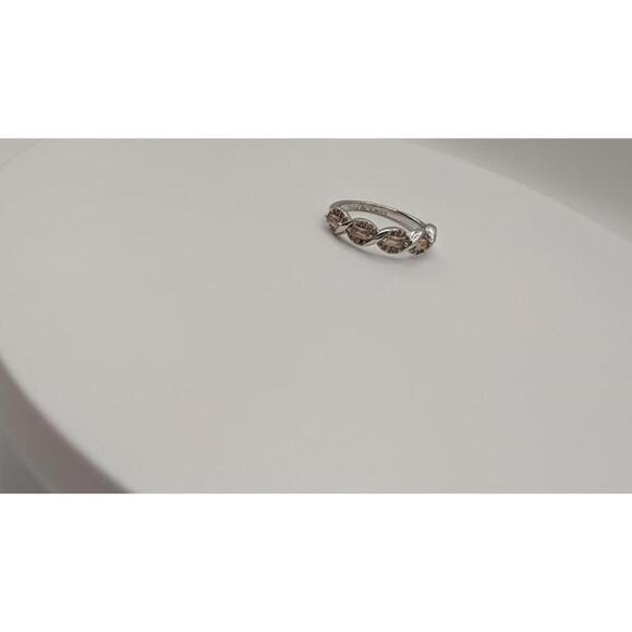 Sterling Silver Twisted Leaf Design Ring Size 9 - Picture 5 of 7